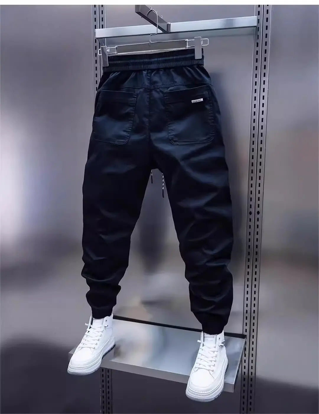 Laurent™ | Pantalones Deportivos con Detalles Elegantes