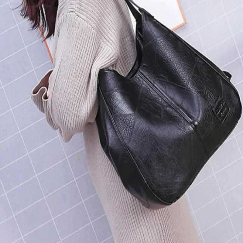 Vella Fells™ | Ana
