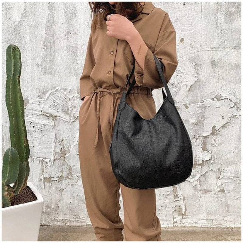 Vella Fells™ | Ana
