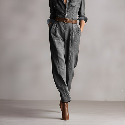 Marta| MONO A CUADROS CON DETALLES SOFISTICADOS