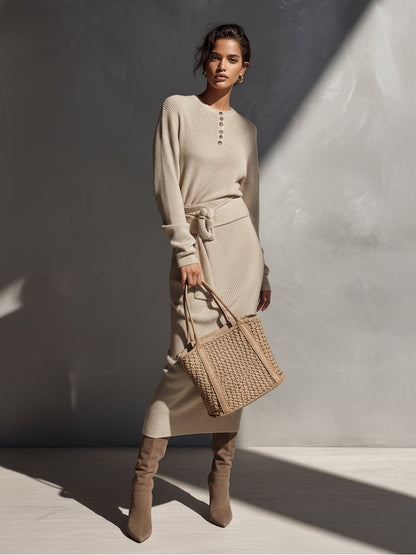 Conjunto minimalista y chic para mujer en tono beige, de punto, con tapeta de botones y cinturón con lazo MDA2257J5I