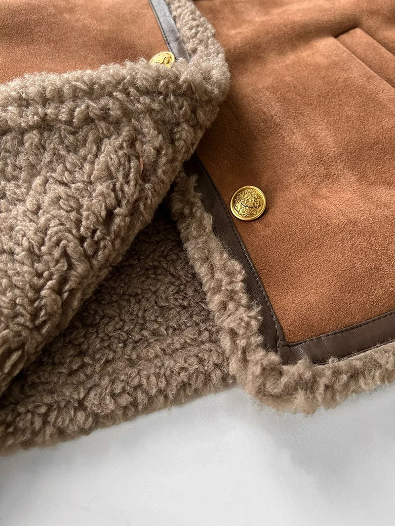 CORA | Chaqueta de piel de oveja.