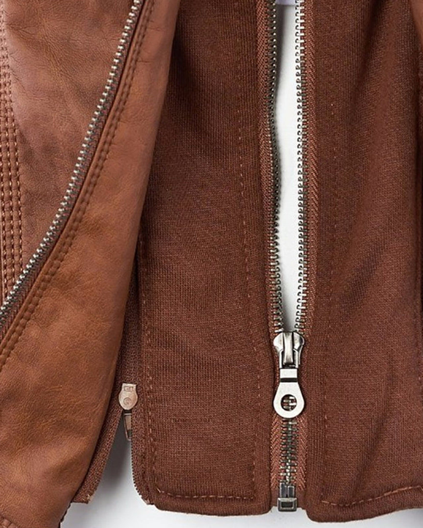 MÓNICA | Chaqueta de cuero otoñal.