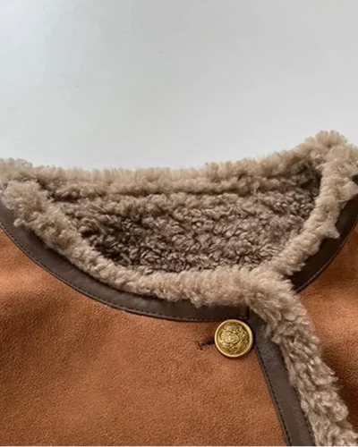 CORA | Chaqueta de piel de oveja.