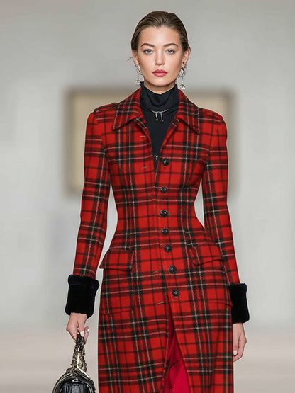 Abrigo largo de mujer con solapas de lana y cuadro de cuadros, con hombreras, modelo MDA1795J3Y