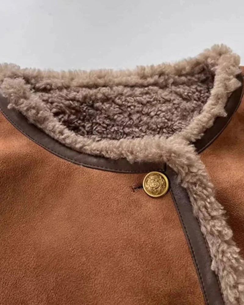 CORA | Chaqueta de piel de oveja.